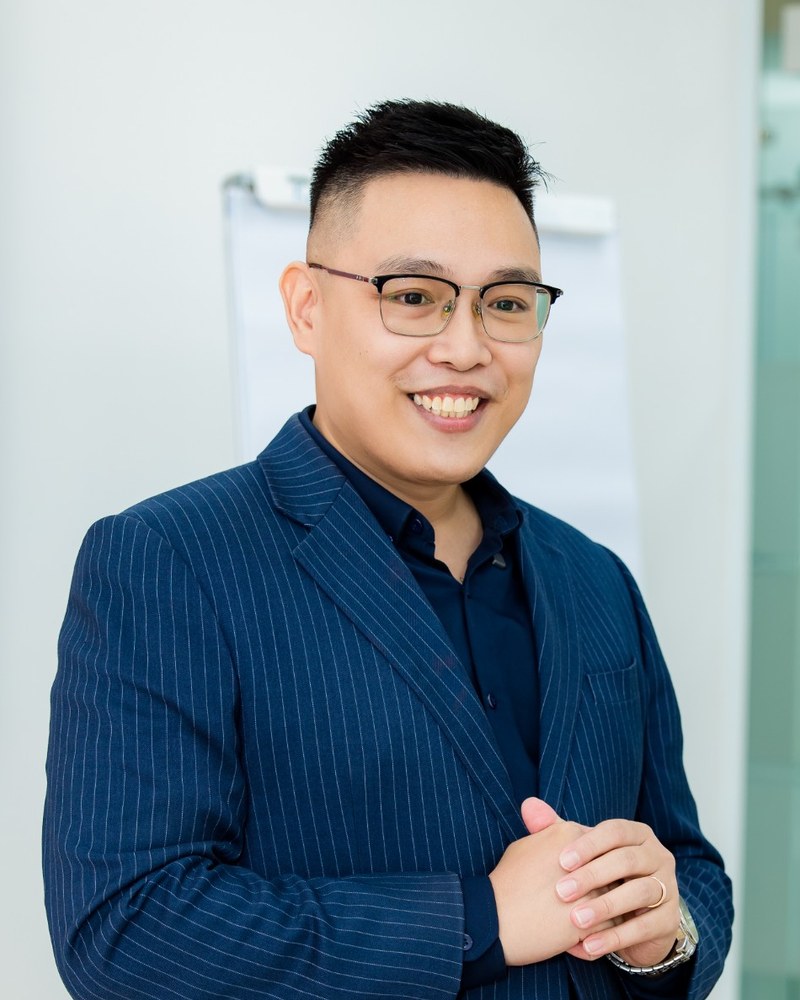 Nam Nguyễn — Speaking Coach
